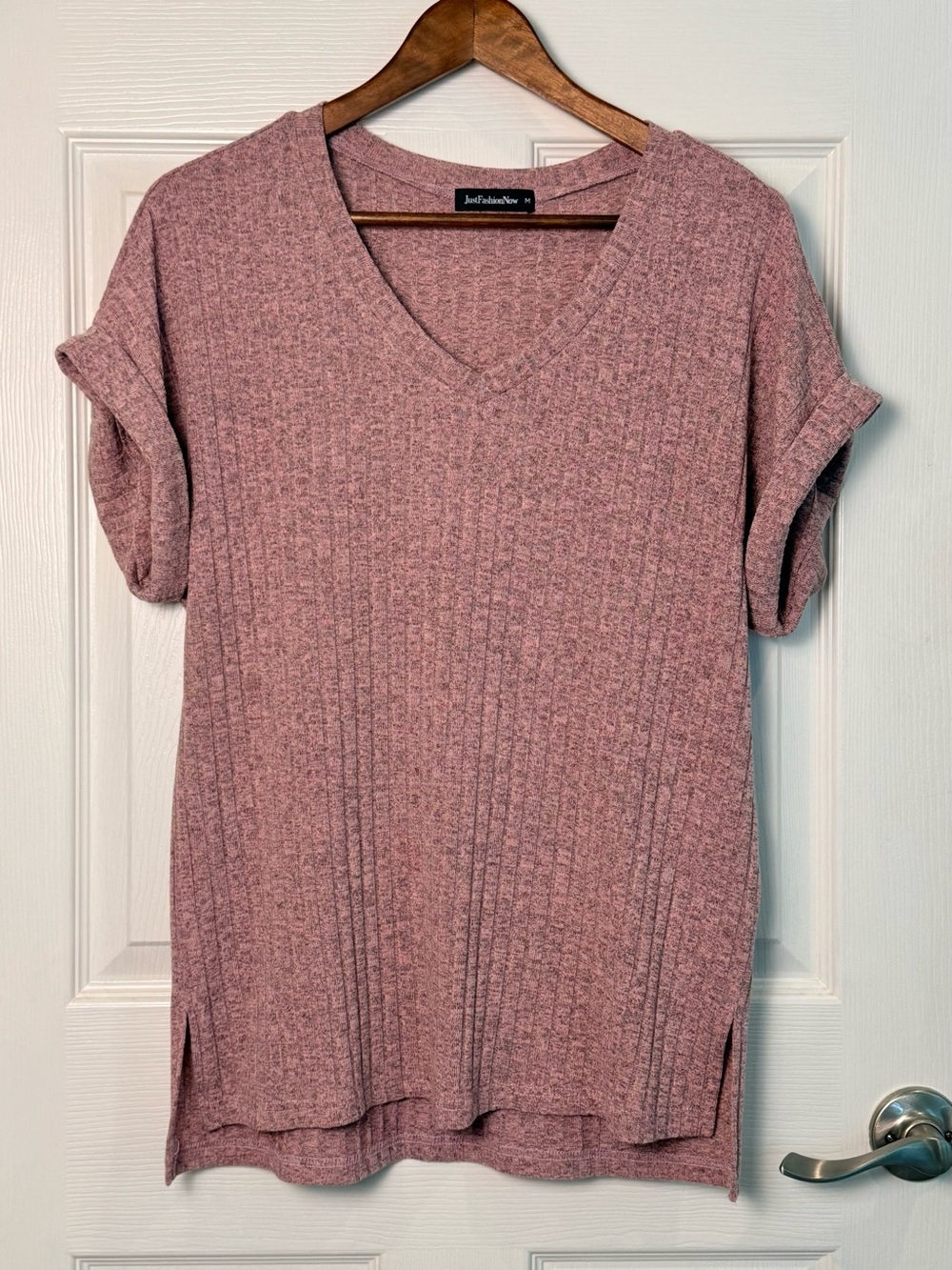 Dusty Rose Ribbed V-Neck Short Sleeve Top